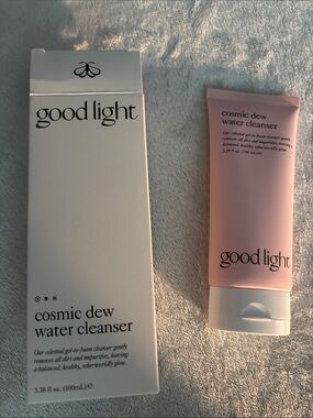 New good light Cosmic Dew Water Cleanser